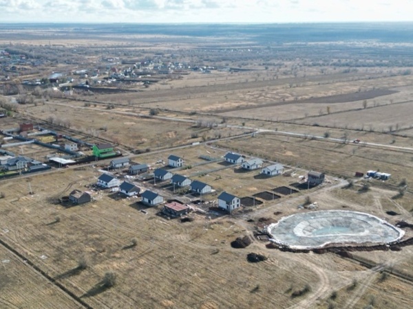Строительство плавательного пруда для жителей КП "Бавария"